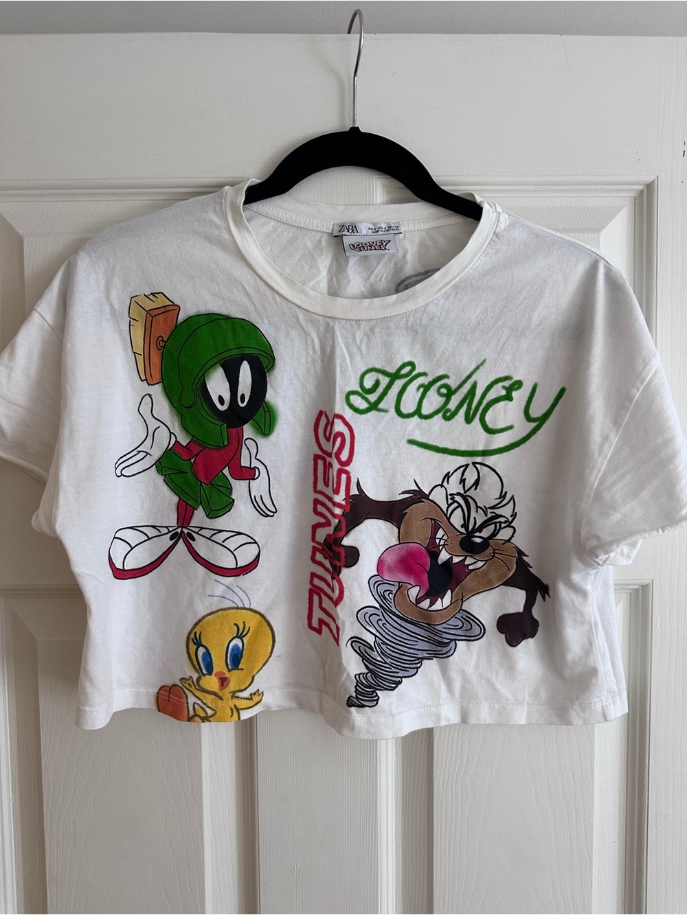 Zara Contemporary LOONEY TUNES White Graphic Cropped Women's T-SHIRT Size S